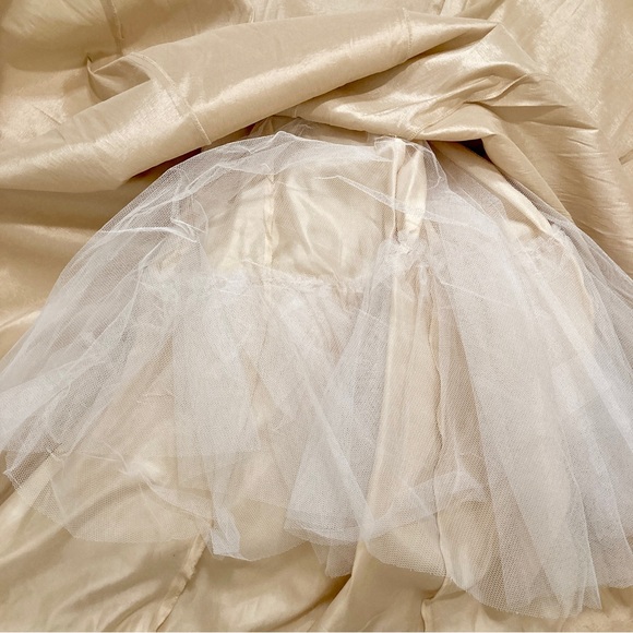 Champagne Sequined Gown Morilee By Madeline Gardner - Size 2 - Picture 12 of 16